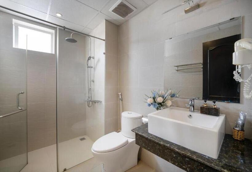 سوییت خانوادگی, Royal Family