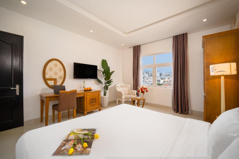 اتاق سوپریور, Royal Family