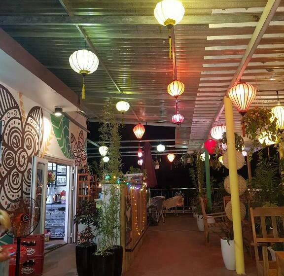 اتاق لوکس, Thuong Hai