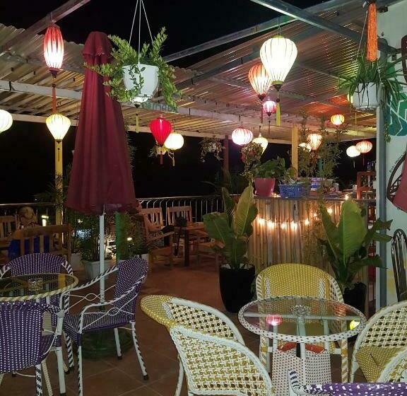 اتاق لوکس, Thuong Hai