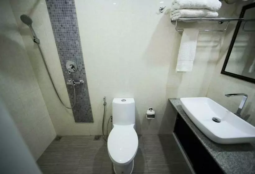 اتاق لوکس با بالکن, Vilu Rest