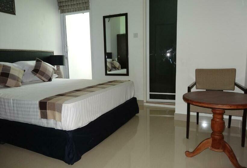 اتاق لوکس با بالکن, Vilu Rest