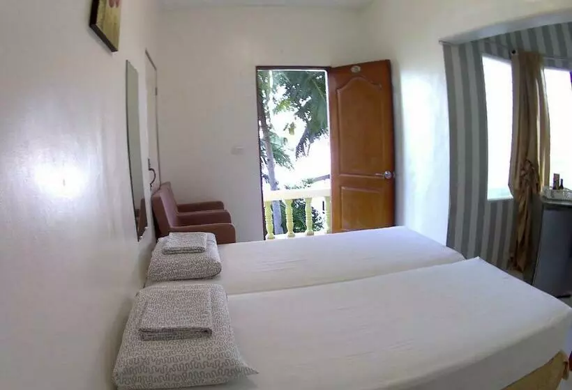 Perhehuone, Oslob Seafari Resort