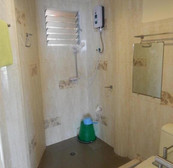 اتاق خانوادگی, Oslob Seafari Resort