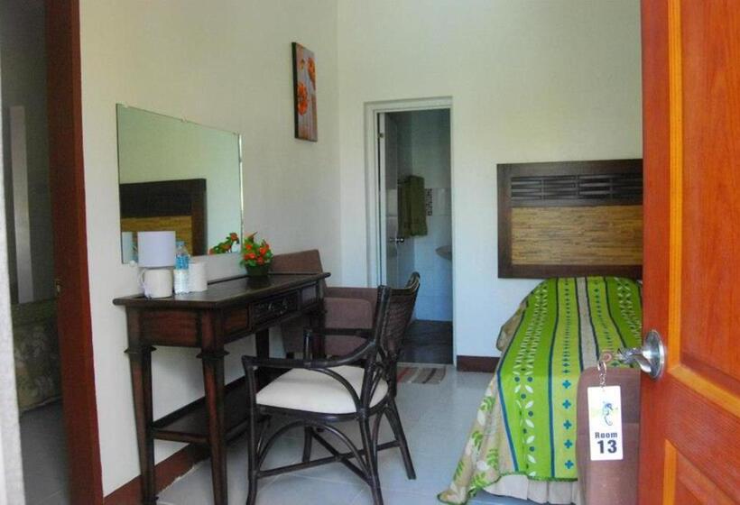 اتاق استاندارد با تخت بزرگ, Oslob Seafari Resort