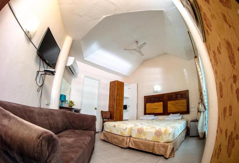اتاق استاندارد با تخت بزرگ, Oslob Seafari Resort