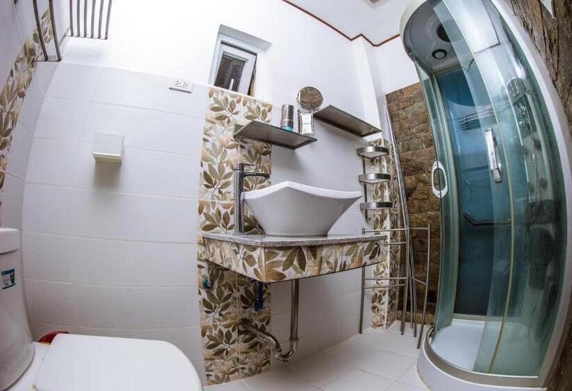带大床的标准工作室, Oslob Seafari Resort