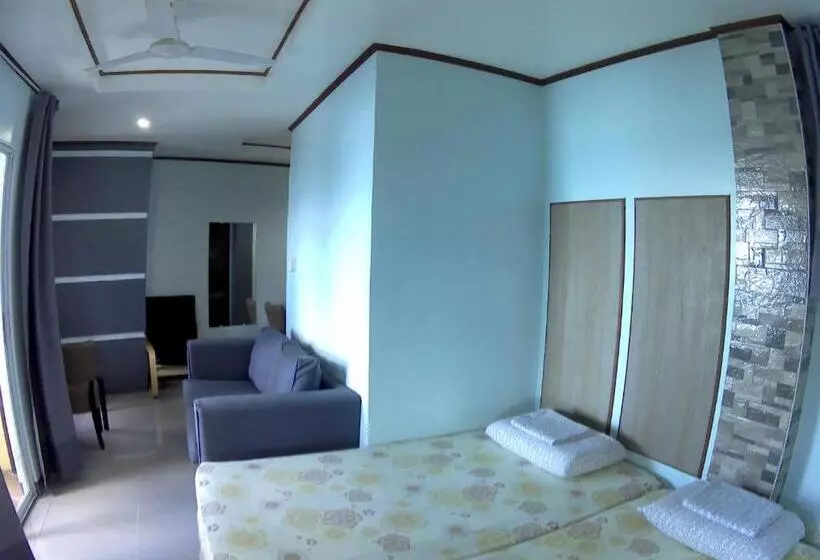 Perhesviitti, Oslob Seafari Resort