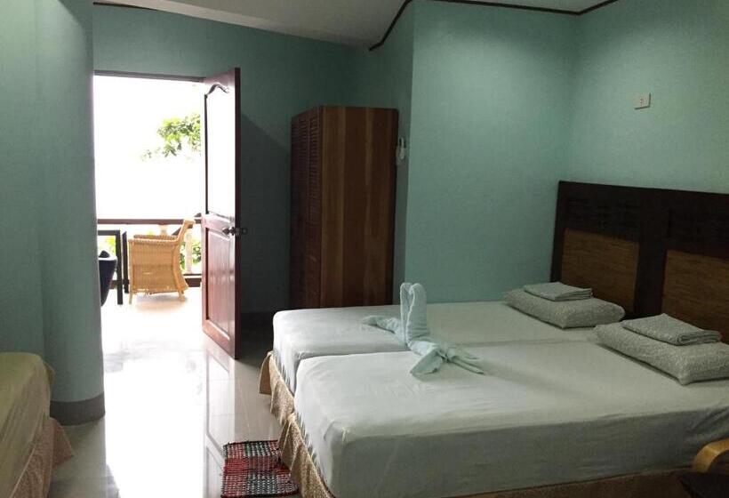 استودیوی سوپریور, Oslob Seafari Resort