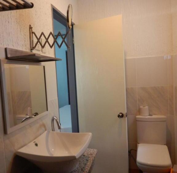 استودیوی استاندارد, Oslob Seafari Resort