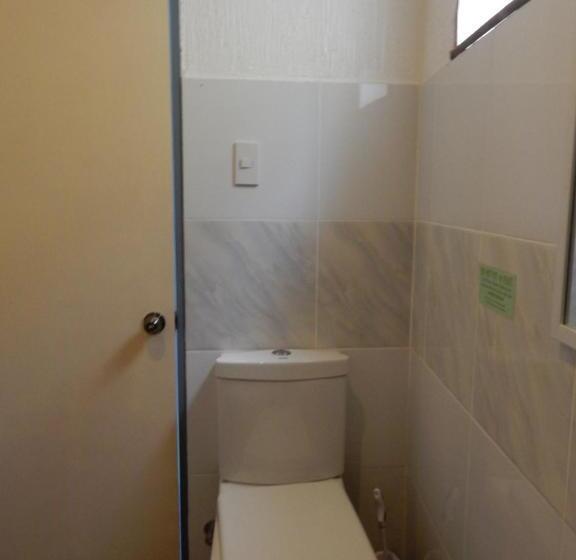 اتاق استاندارد با بالکن, Oslob Seafari Resort