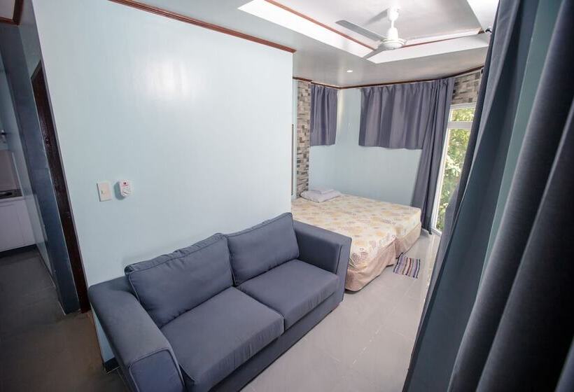 استودیوی لوکس, Oslob Seafari Resort