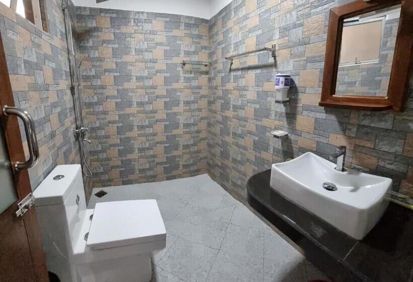 豪华家庭房间, Maduranga N Guest