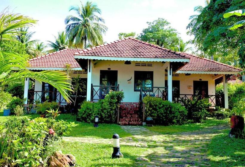 اتاق لوکس خانوادگی, Phu Quoc Eco Beach Resort