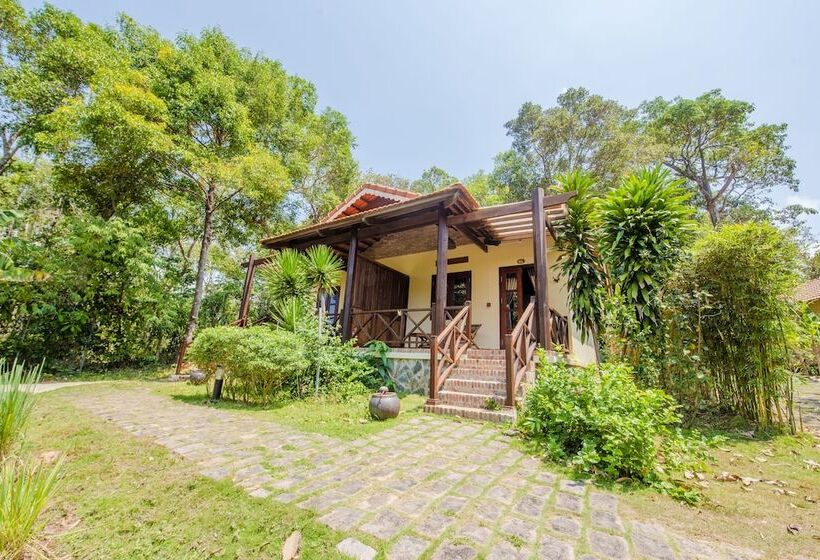 Superior bungalow garden view, Phu Quoc Eco Beach Resort