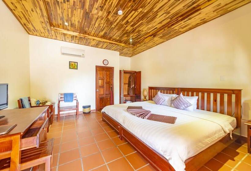 اتاق لوکس با چشم‌انداز دریا, Phu Quoc Eco Beach Resort