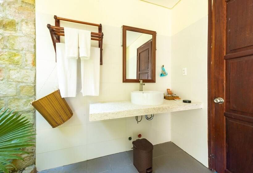 Bungalow Deluxe, Phu Quoc Eco Beach Resort