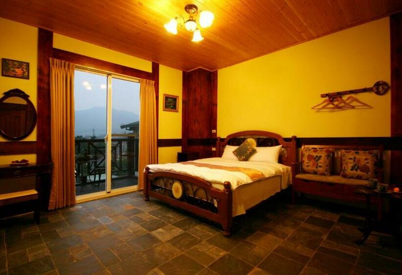 اتاق لوکس با بالکن, Pulicity Villa B&b
