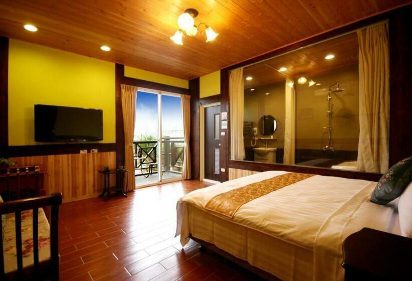 اتاق لوکس با بالکن, Pulicity Villa B&b