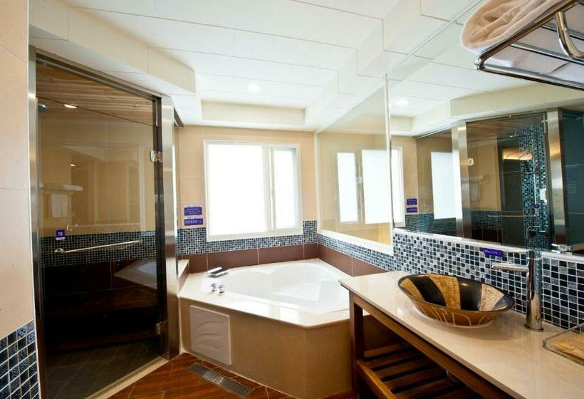 اتاق لوکس, Yudali Motel