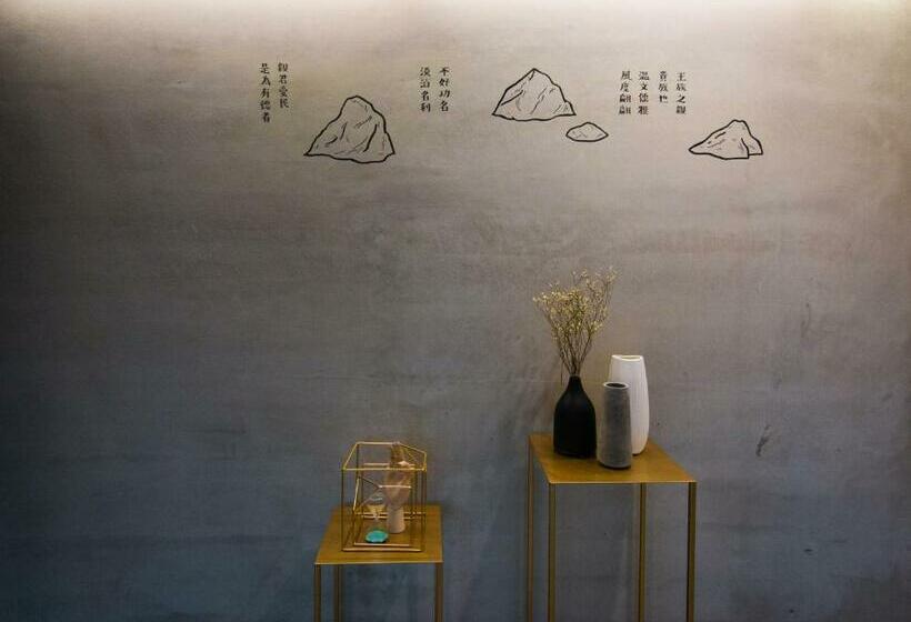 اتاق لوکس چهار تخته, H& Jiufen Ore Inn