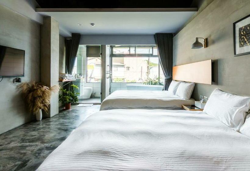 اتاق لوکس چهار تخته, H& Jiufen Ore Inn