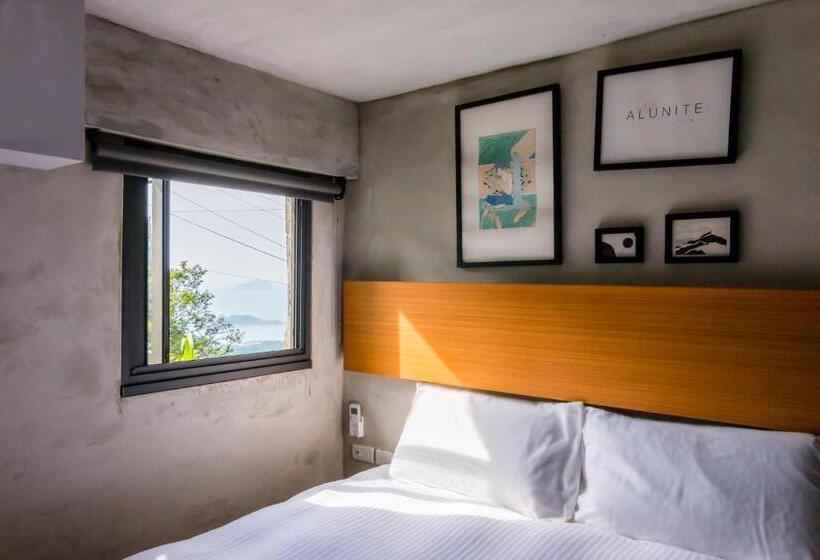 اتاق استاندارد, H& Jiufen Ore Inn