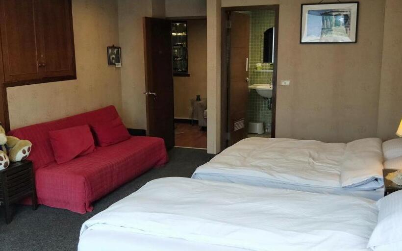 اتاق سوپریور خانوادگی, Levite Villa