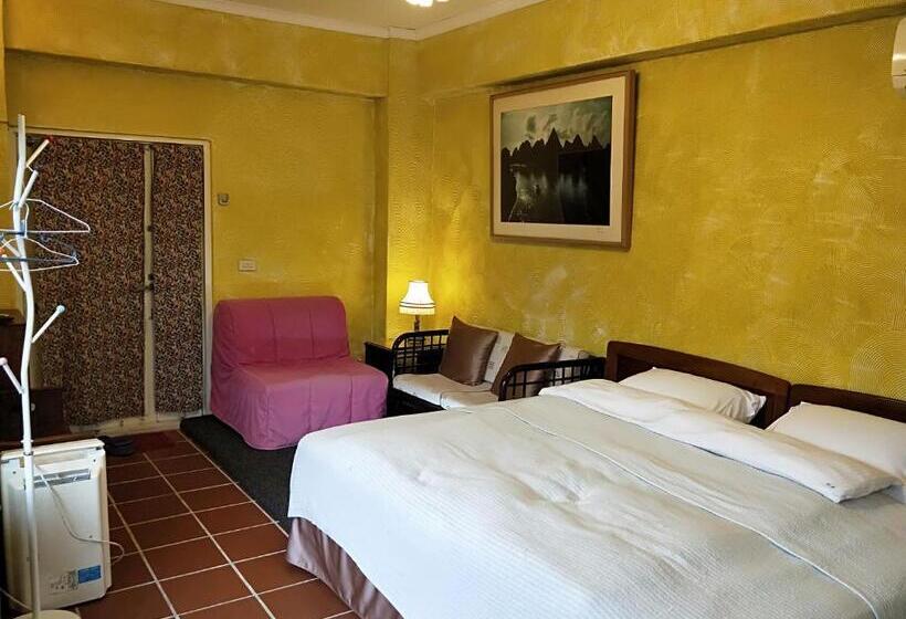 اتاق استاندارد, Levite Villa