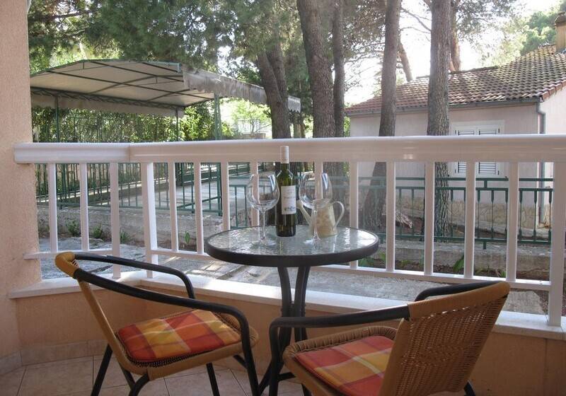 １ベッドルームアパートメント, Apartments Mia