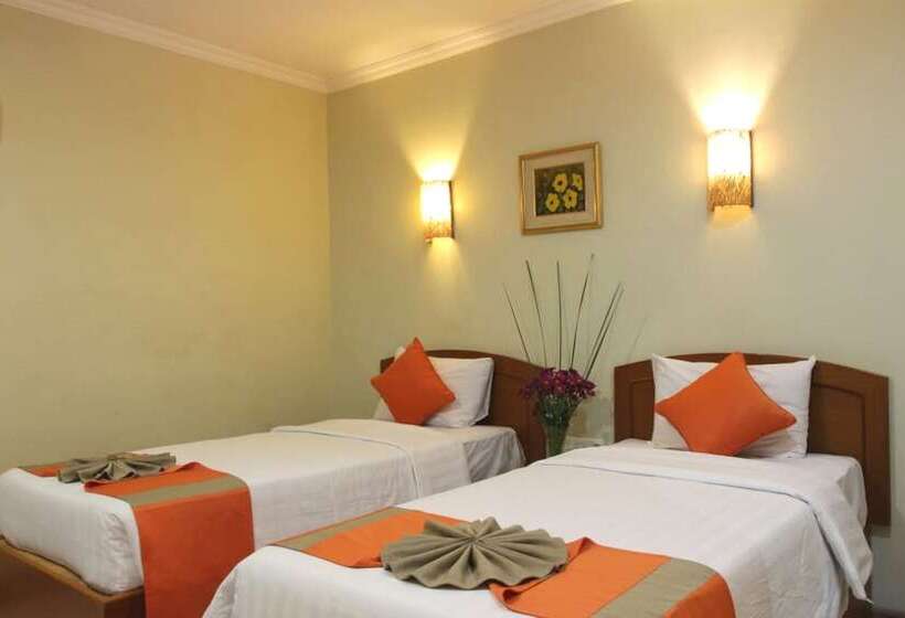 이그제큐티브 룸, Catur Putra