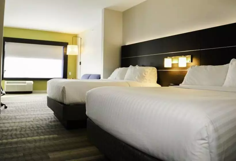 身障者適用スイートルーム, Holiday Inn Express & Suites Kingston Ulster, An Ihg