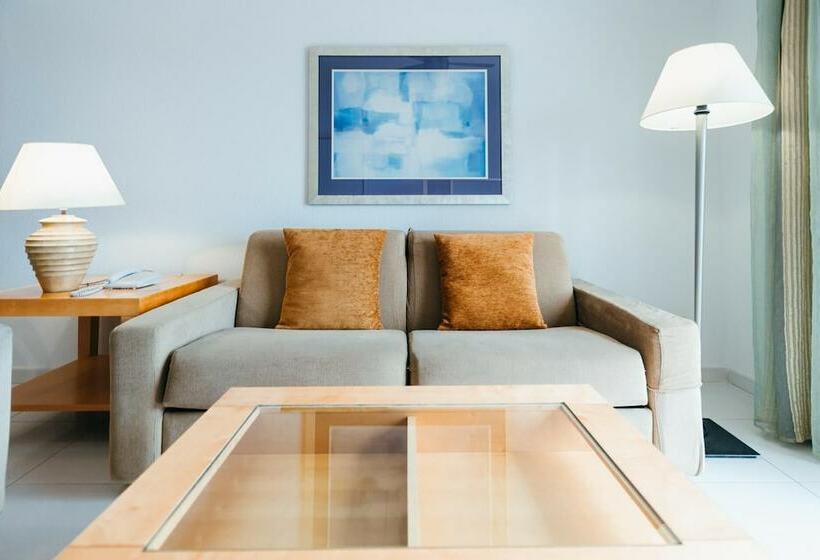 דירת חדר, Hollywood Mirage   Excel Hotels & Resorts