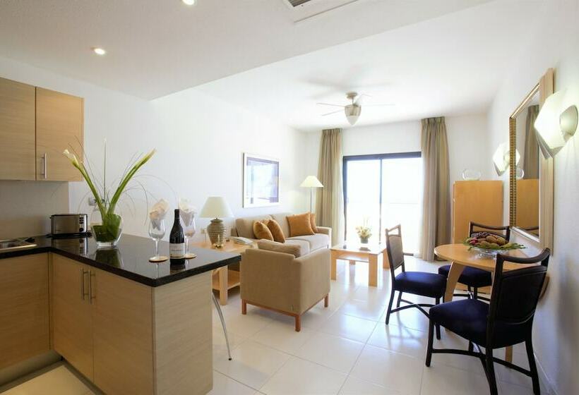 带2个卧室带海景的公寓, Hollywood Mirage   Excel Hotels & Resorts