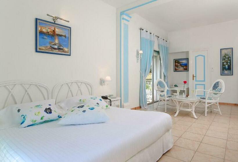 Номер Стандарт с Балконом Вид на Сад, La Calanque