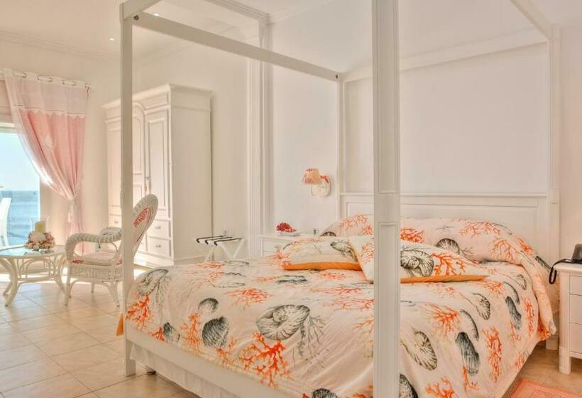 Номер Deluxe, La Calanque