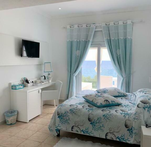 Номер Стандарт Вид на Море с Террасой, La Calanque