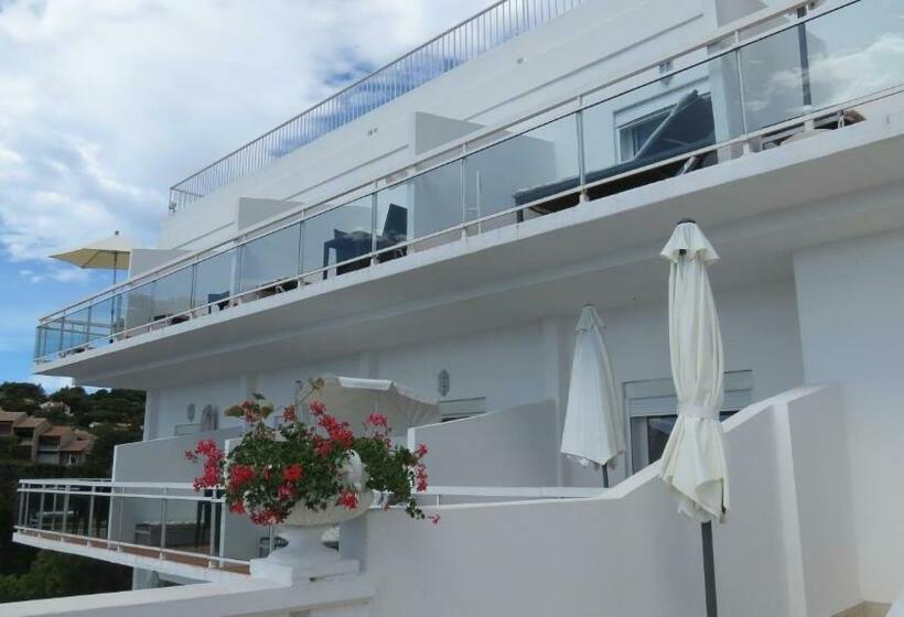 Номер Стандарт Вид на Море с Террасой, La Calanque