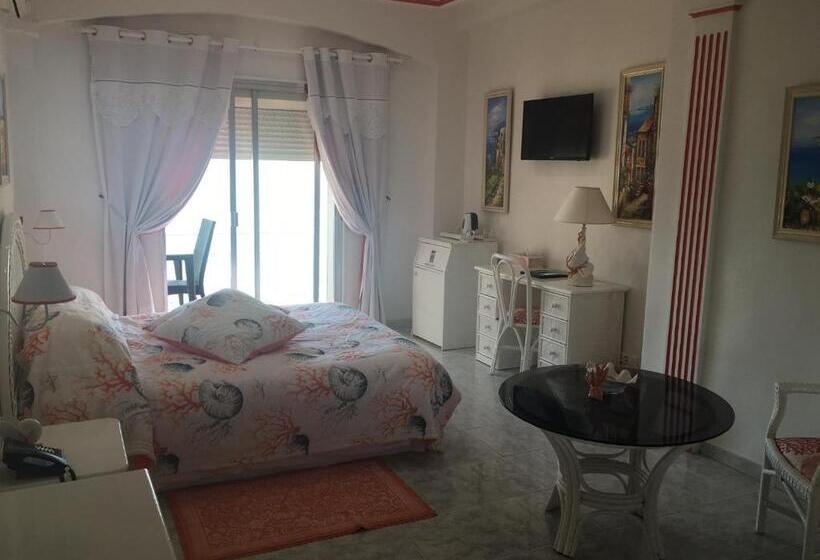 Люкс 2 Спальни, La Calanque