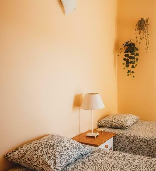 Standard Szoba Erkéllyel, Pksc   Surfers Beach House