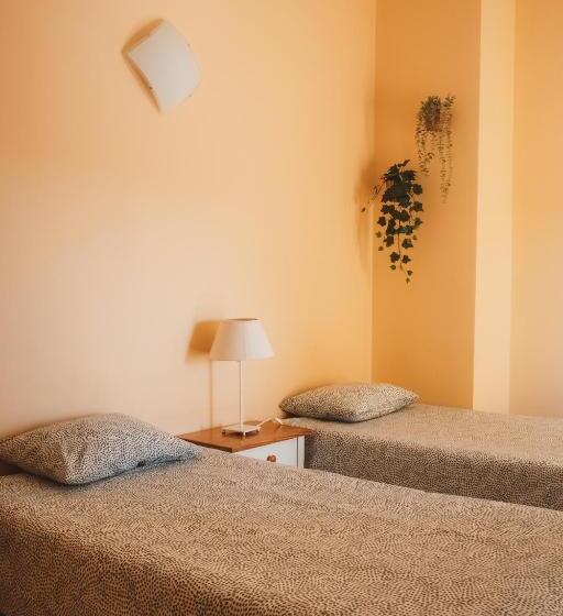 Standard Szoba Erkéllyel, Pksc   Surfers Beach House