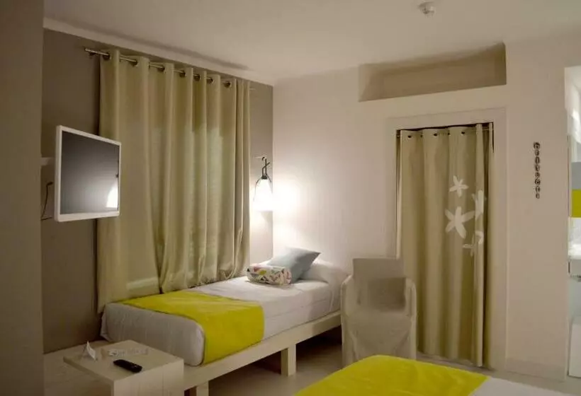 اتاق سوپریور, Tarongeta Adults Only