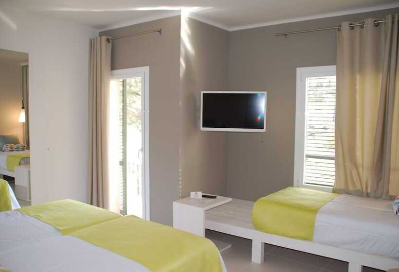 Номер Superior, Tarongeta   Adults Only