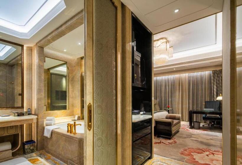 اتاق لوکس با تخت بزرگ, Wanda Reign Chengdu