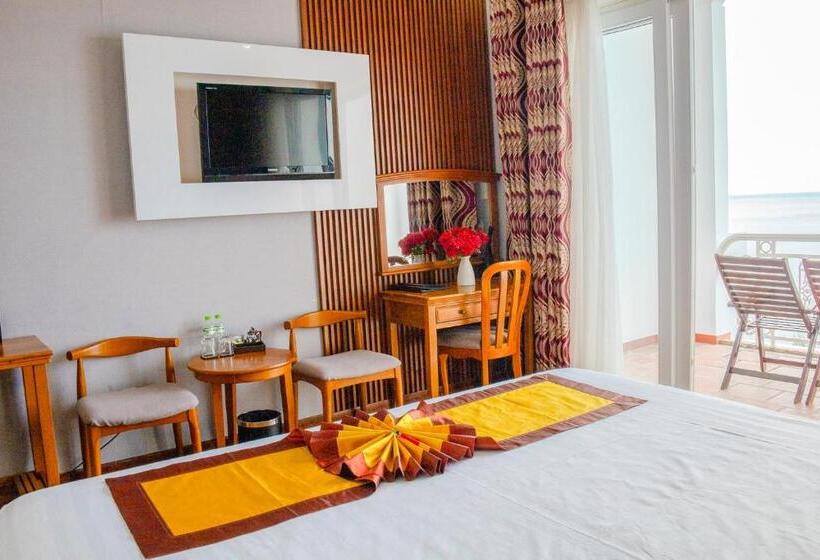 اتاق لوکس با چشم‌انداز دریا, Sun Viet Resort Phu Quoc