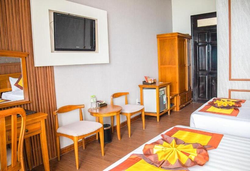 اتاق لوکس با چشم‌انداز شهر, Sun Viet Resort Phu Quoc