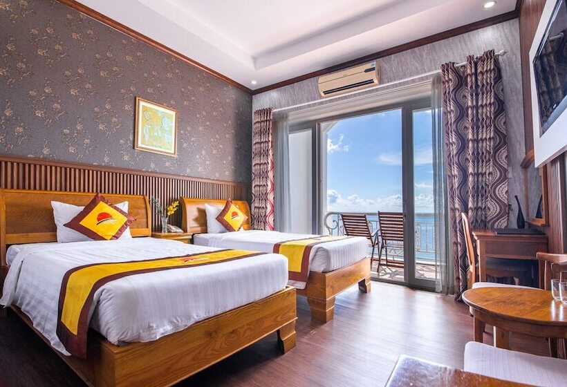 اتاق لوکس با چشم‌انداز دریا, Sun Viet Resort Phu Quoc