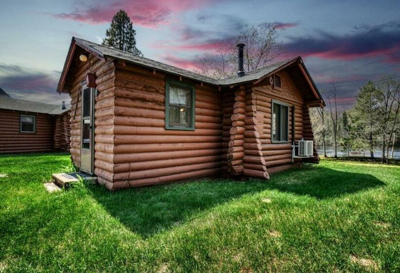 غرفة ديلوكس, Edgewater Resort