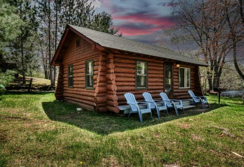 غرفة قياسية, Edgewater Resort