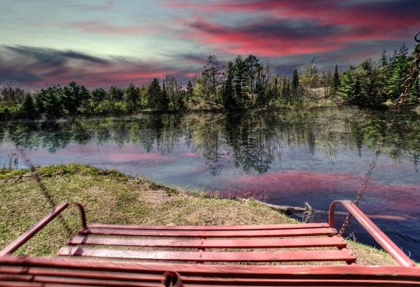 غرفة قياسية, Edgewater Resort